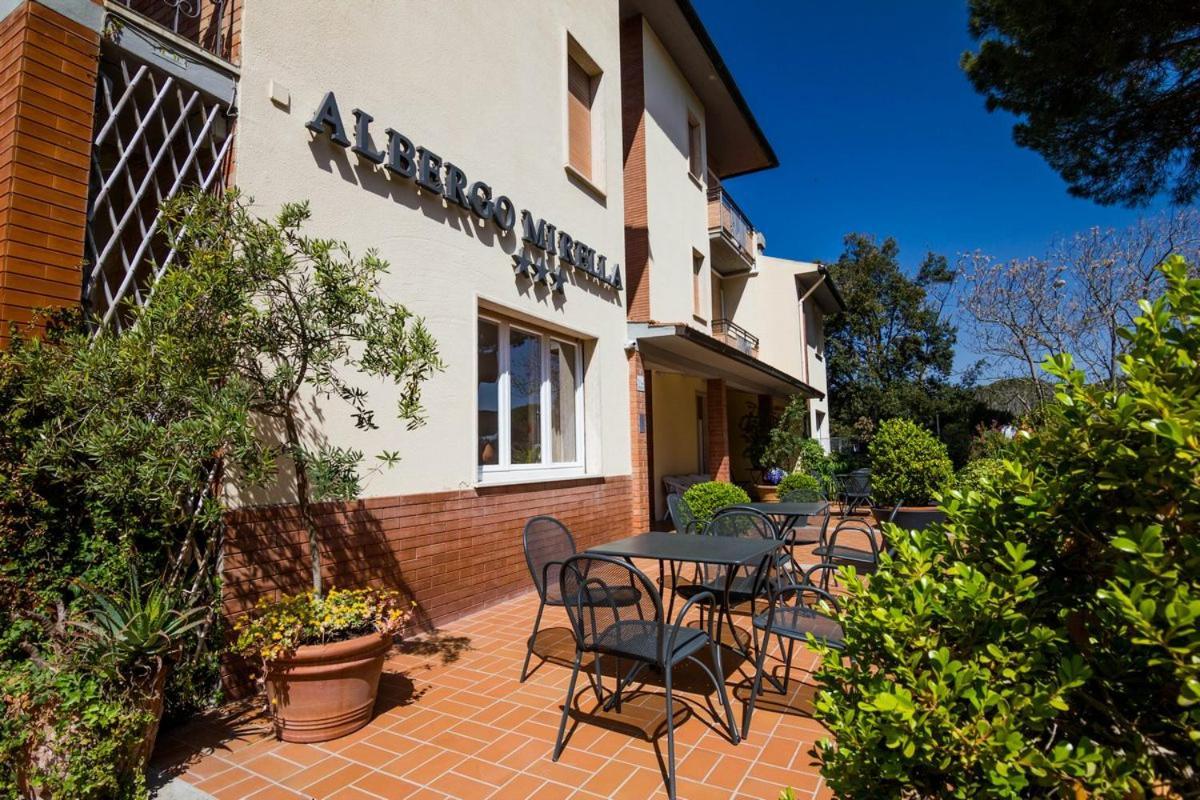 Hotel Mirella Кастильоне-делла-Пеская Экстерьер фото